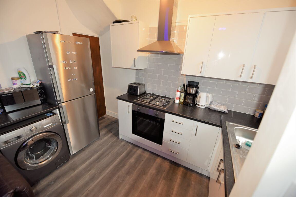 2 bedroom house for rent Kelsall Terrace, Leeds, LS6 1RD UniHomes