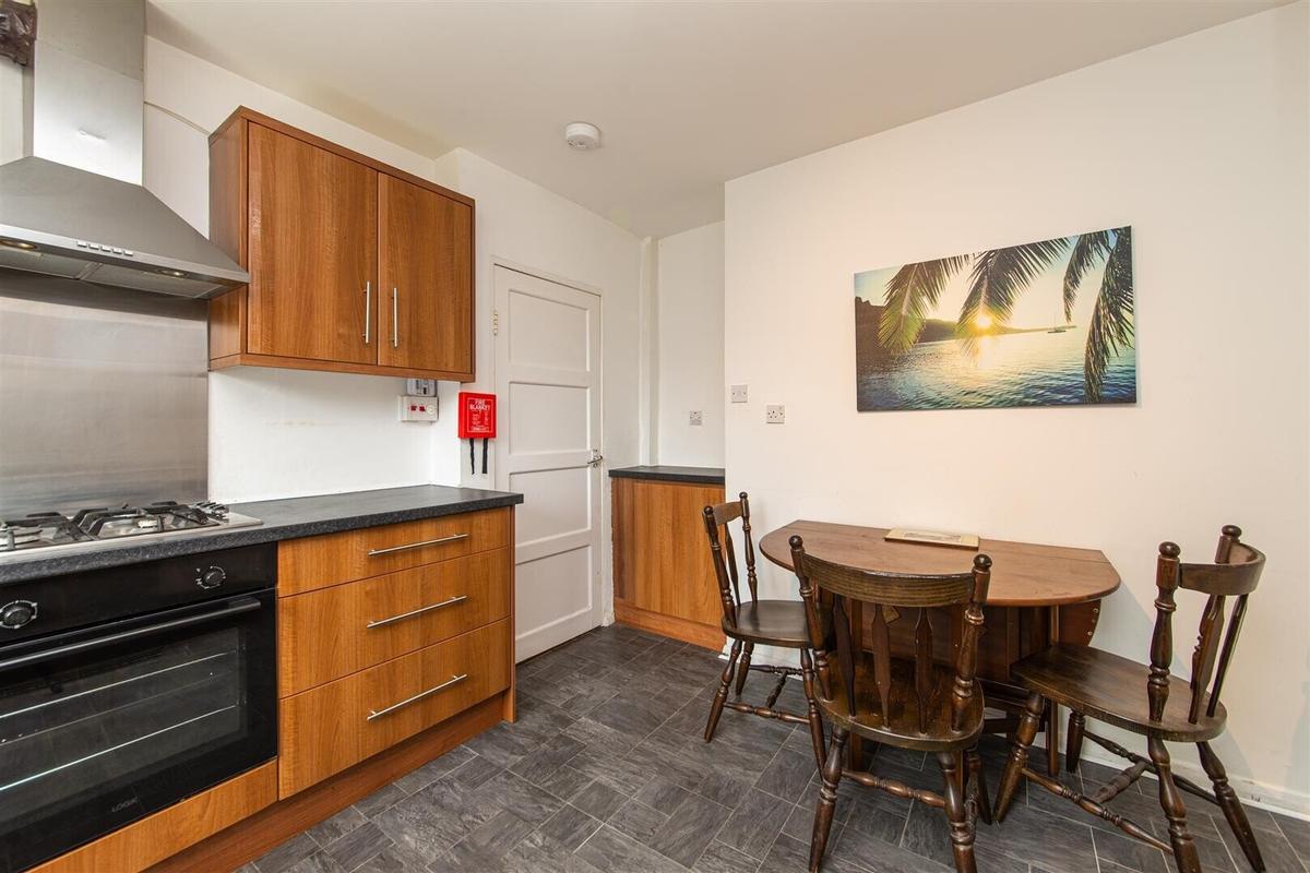 3 bedroom apartment for rent Shield Street, Newcastle, NE2 1XP UniHomes