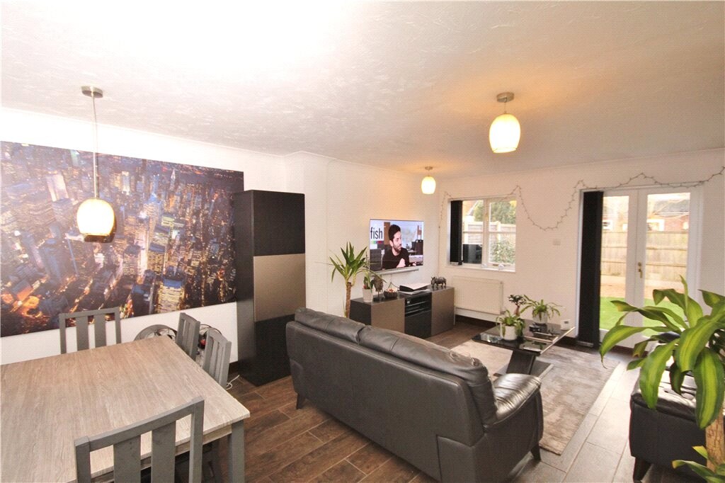 4 bedroom house on Kings Road, Egham, Surrey
