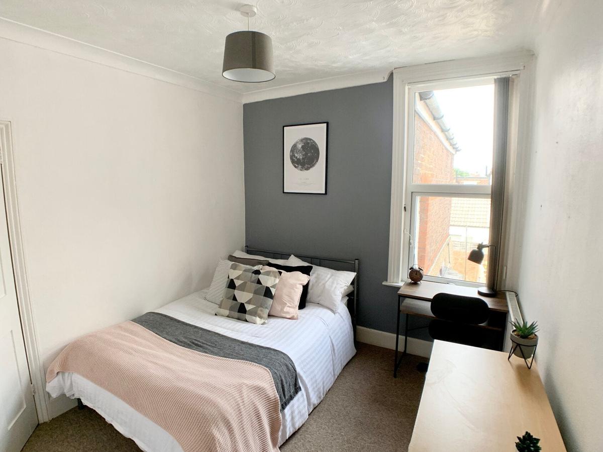 4 bedroom house for rent St. Marys Road, Portsmouth, PO1 5PF UniHomes