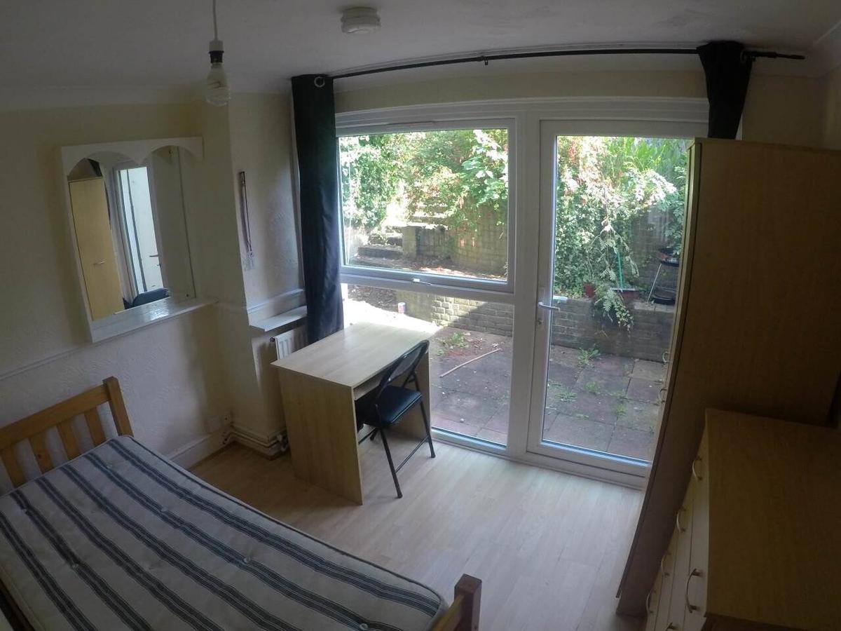 4 bedroom house for rent Hazel Grove, Hertfordshire, AL10 9DE UniHomes