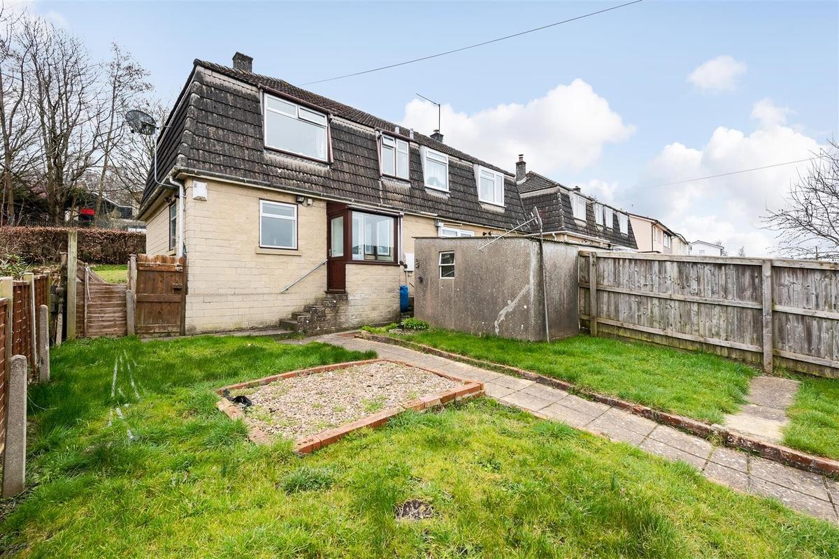 4 bedroom house for rent Shaws Way, Bath, BA2 1QQ UniHomes