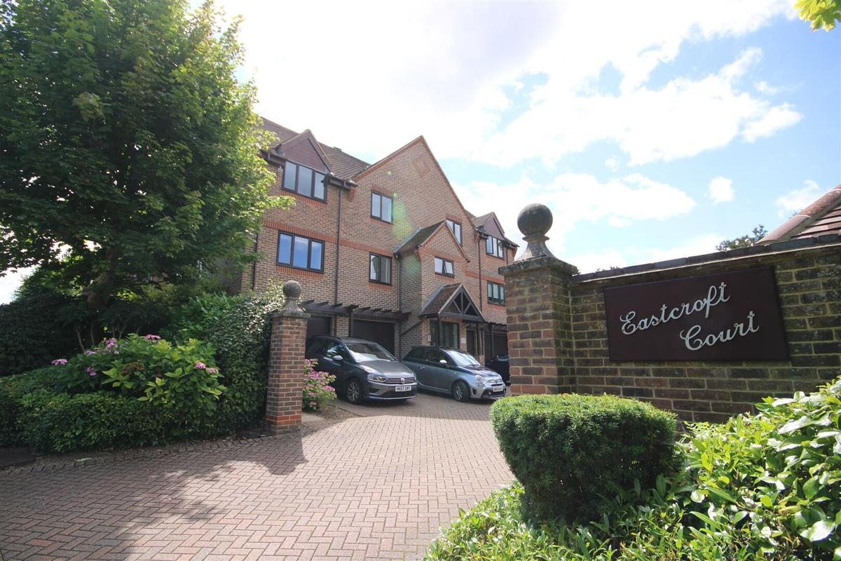 2 bedroom apartment for rent Albury Road, Surrey, GU1 2BU UniHomes