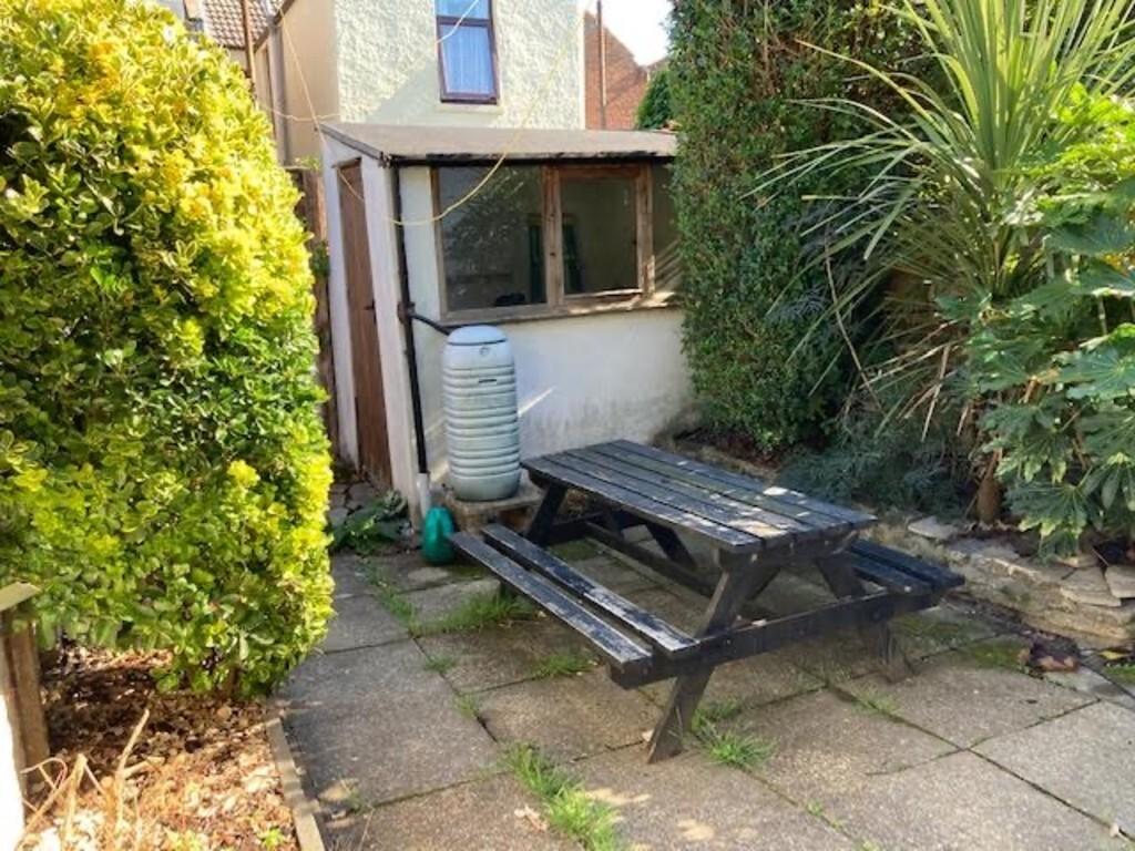 4 bedroom house for rent Manners Road, Portsmouth, PO4 0BD UniHomes