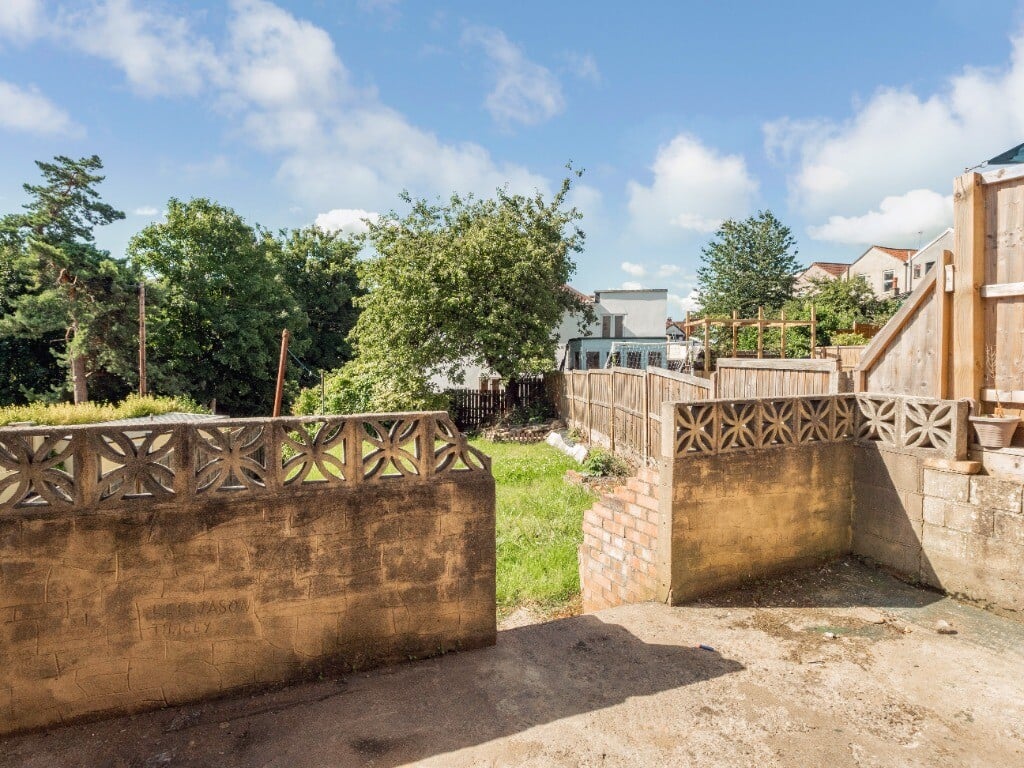 4 bedroom house for rent Jean Road Brislington, Bristol, BS4 4JU UniHomes