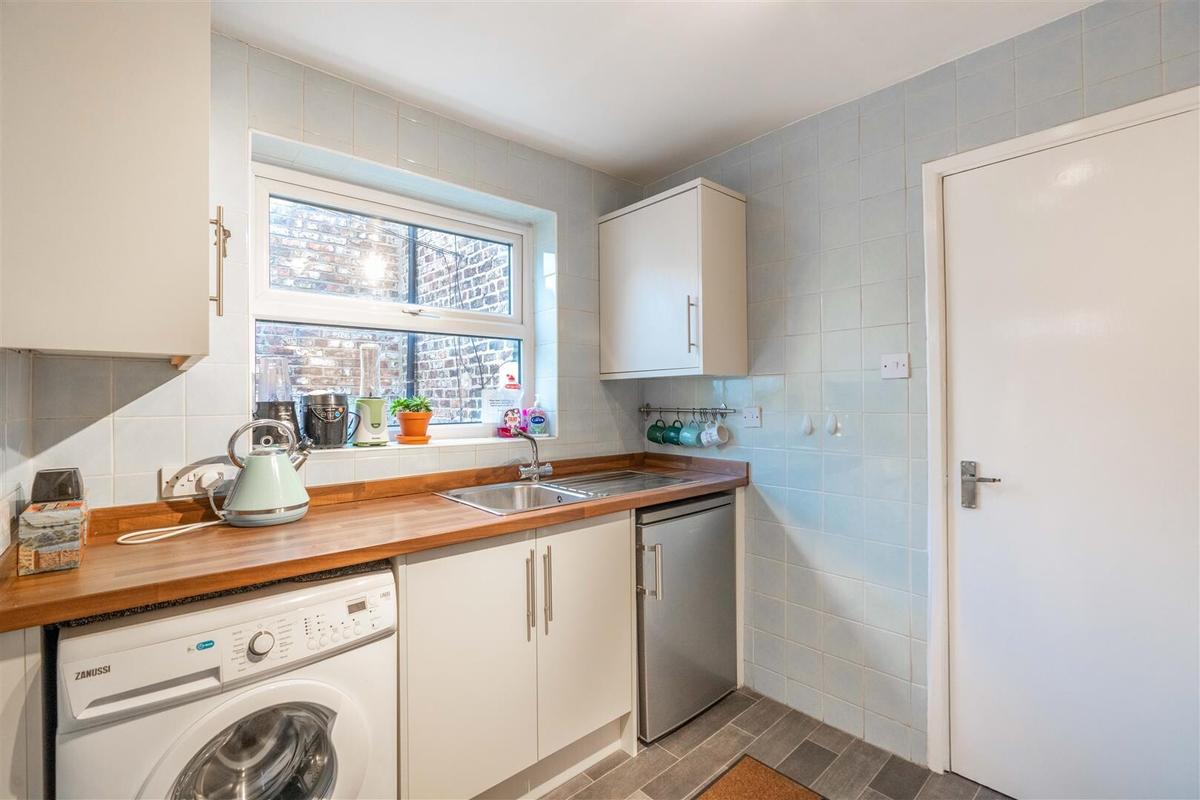 4 bedroom apartment for rent Chester Crescent, Newcastle, NE2 1DH