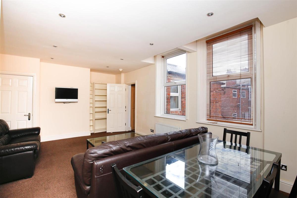 4 bedroom apartment for rent Grosvenor Avenue, Newcastle, NE2 2NN