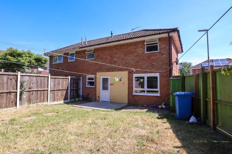 3 bedroom house for rent Walcot Close, Norwich, NR5 9AJ UniHomes