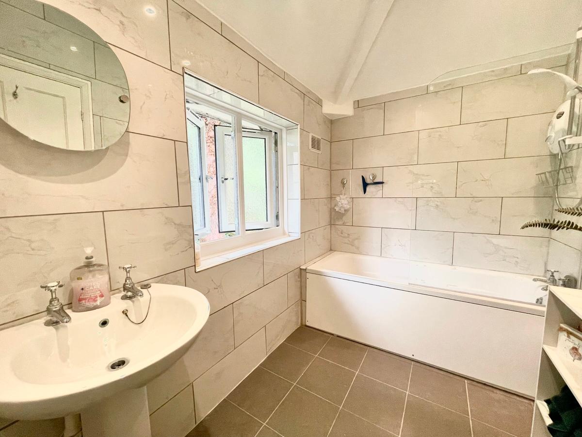 5 bedroom house for rent St Davids Hill, Exeter, EX4 4BE UniHomes