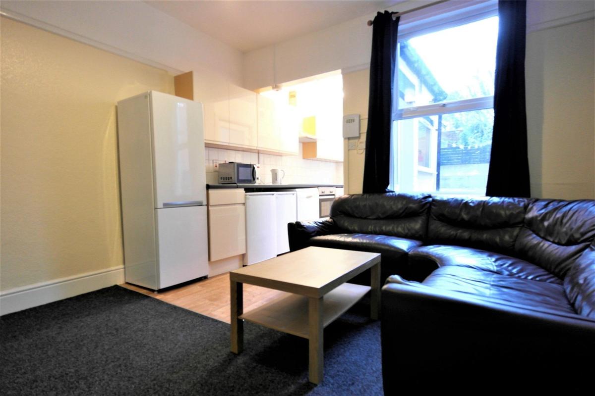 5 bedroom house for rent Bates Street, Sheffield, S10 1NP UniHomes