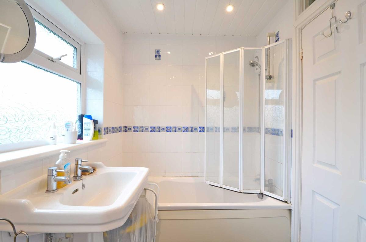 4 bedroom house for rent Okebourne Close Brentry Bristol, BS10 6QR