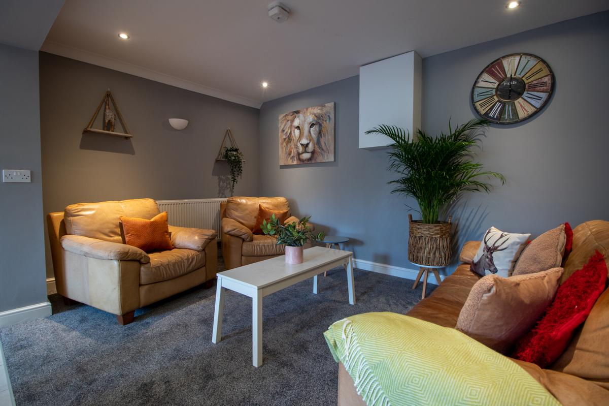 4 bedroom house on Eversley Road, Sketty, Swansea