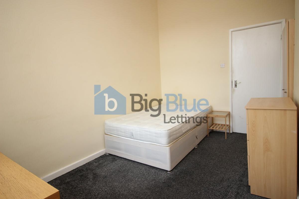 5 bedroom house for rent Blenheim Square, Leeds, LS2 9AR UniHomes