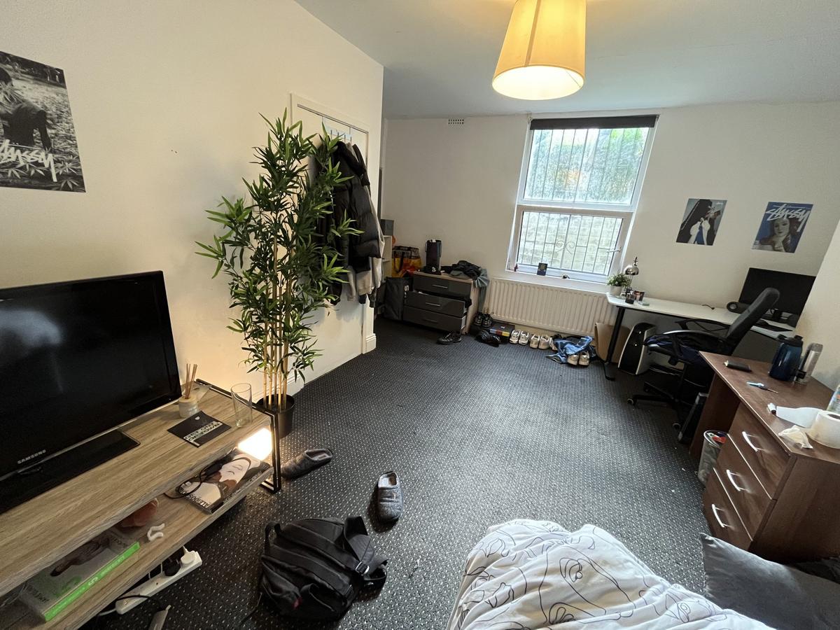 8 bedroom house for rent Hyde Park Terrace, Leeds, LS6 1BJ UniHomes