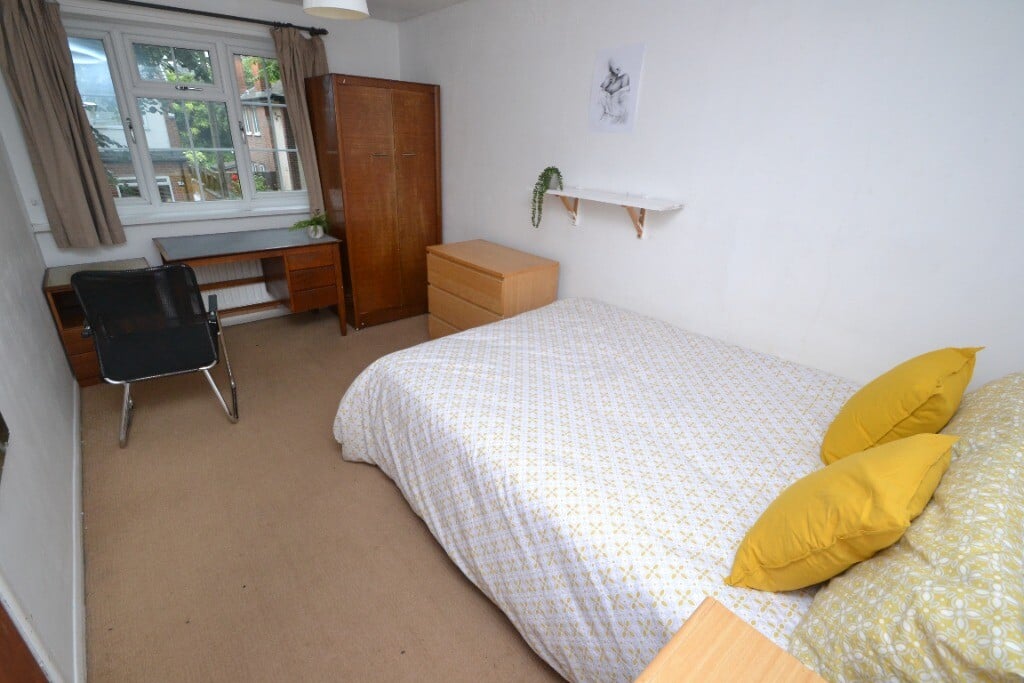 5 bedroom house for rent Rolleston Drive, Nottingham, NG7 1JT UniHomes