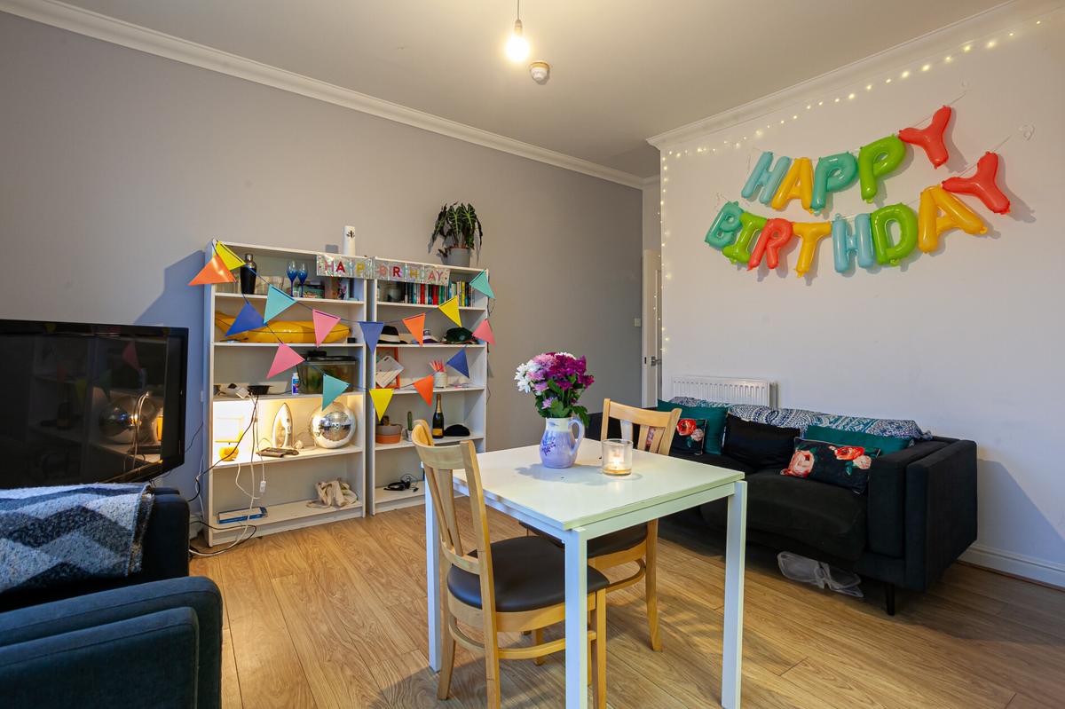 3 bedroom apartment for rent Wilmslow Road, Manchester, M20 3BG UniHomes