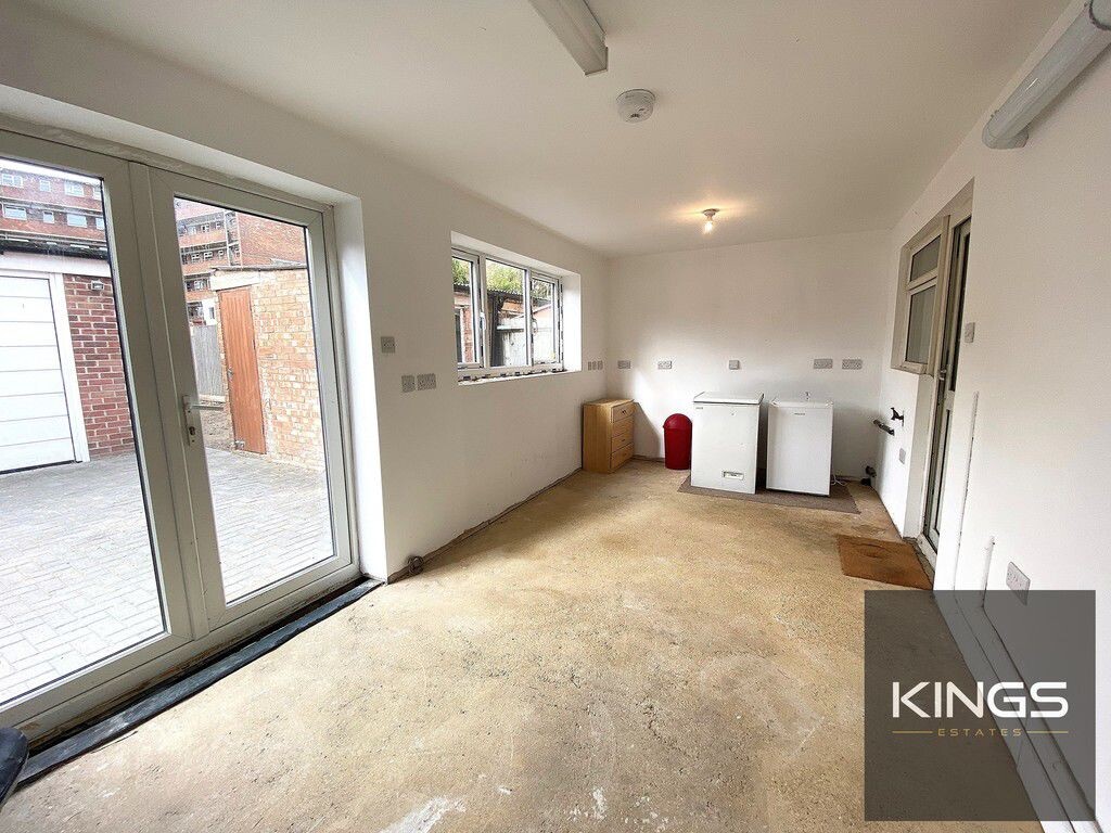 4 bedroom house for rent Jessie Road, Portsmouth, PO4 0EN UniHomes