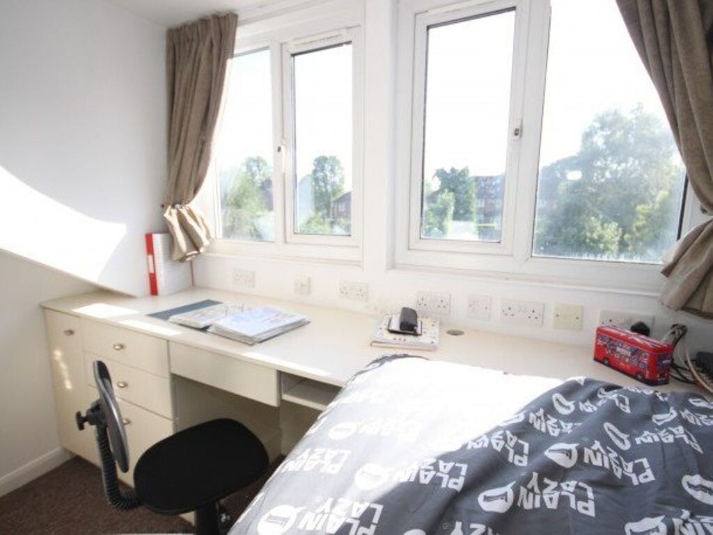 5 bedroom house for rent Harborne Park Road, Birmingham, B17 0PS UniHomes