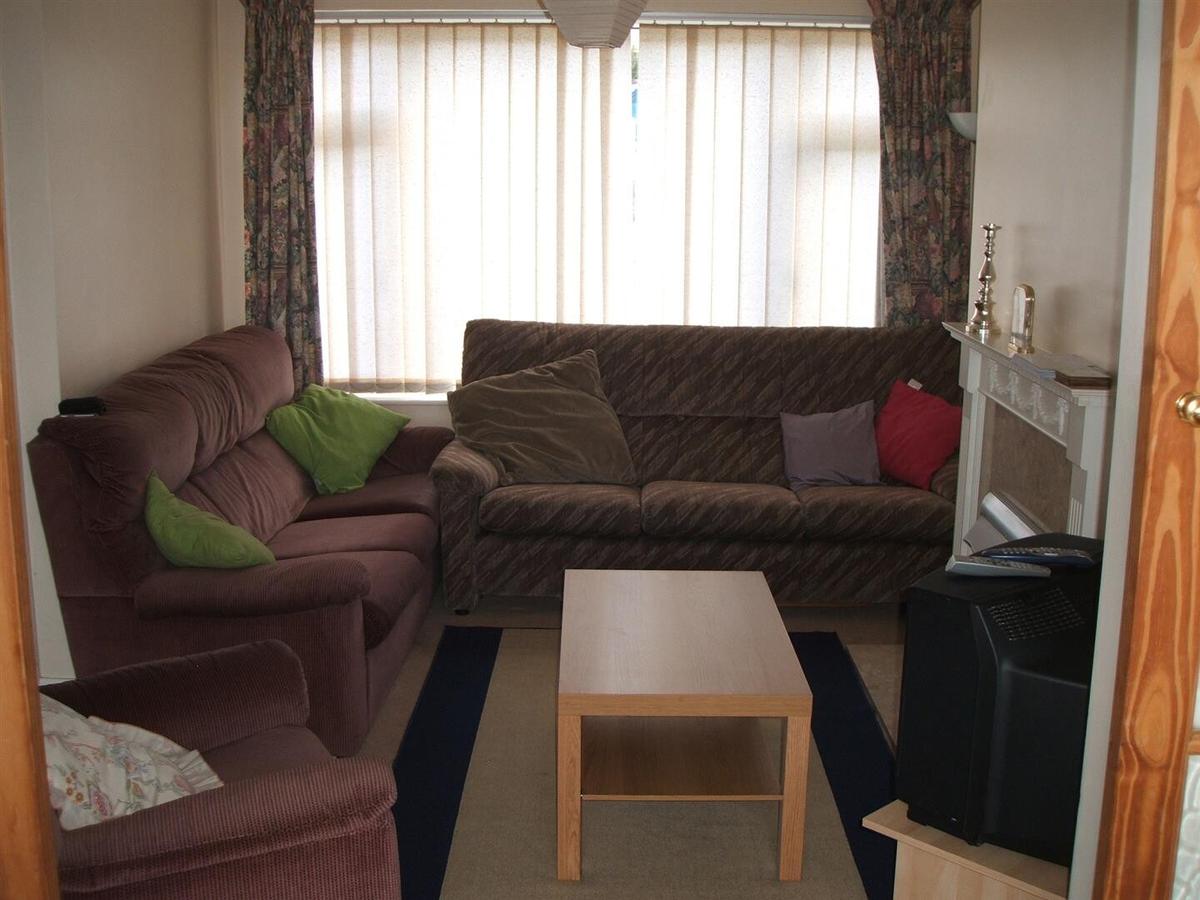 6 bedroom house for rent Edgeworth Road, Bath, BA2 2LT UniHomes