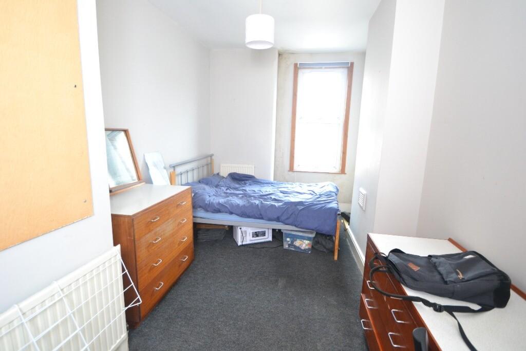 6 bedroom house for rent Rushworth Avenue, Nottingham, NG2 7LF UniHomes