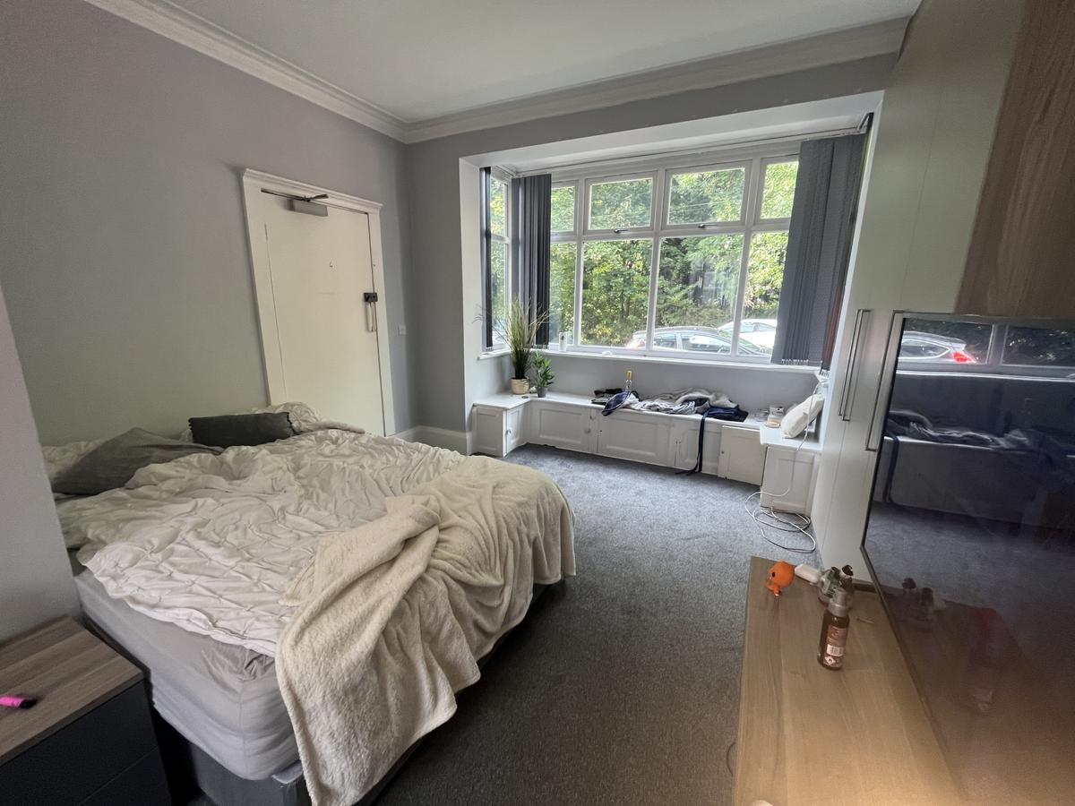 6 bedroom house for rent Rokeby Gardens, Leeds, LS6 3JZ UniHomes