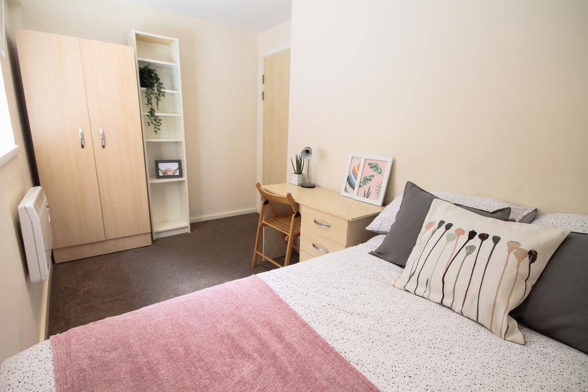 3 bedroom apartment on Melbourne Street, City Centre, Newcastle