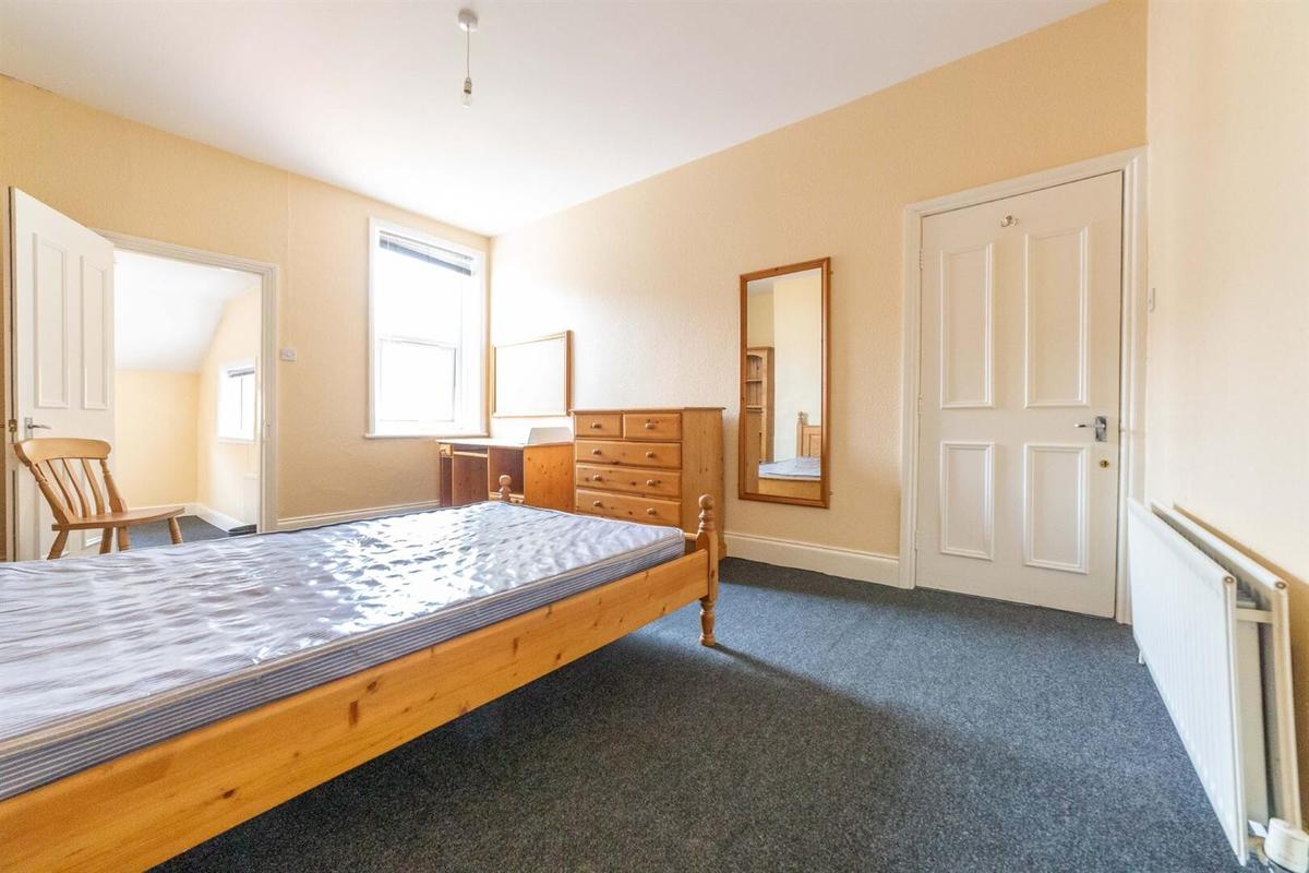 6 bedroom house for rent Helmsley Road, Newcastle, NE2 1RD UniHomes