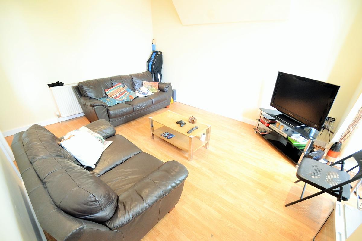 1 bedroom house for rent Knowle Road, Leeds, LS4 2PJ UniHomes
