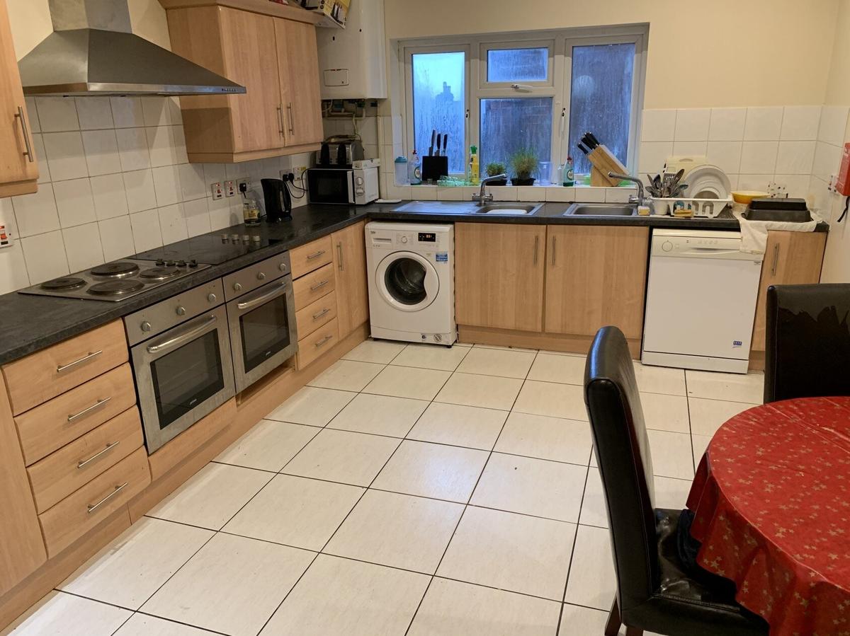 6 bedroom house for rent Spooner Road, Sheffield, S10 5BN UniHomes