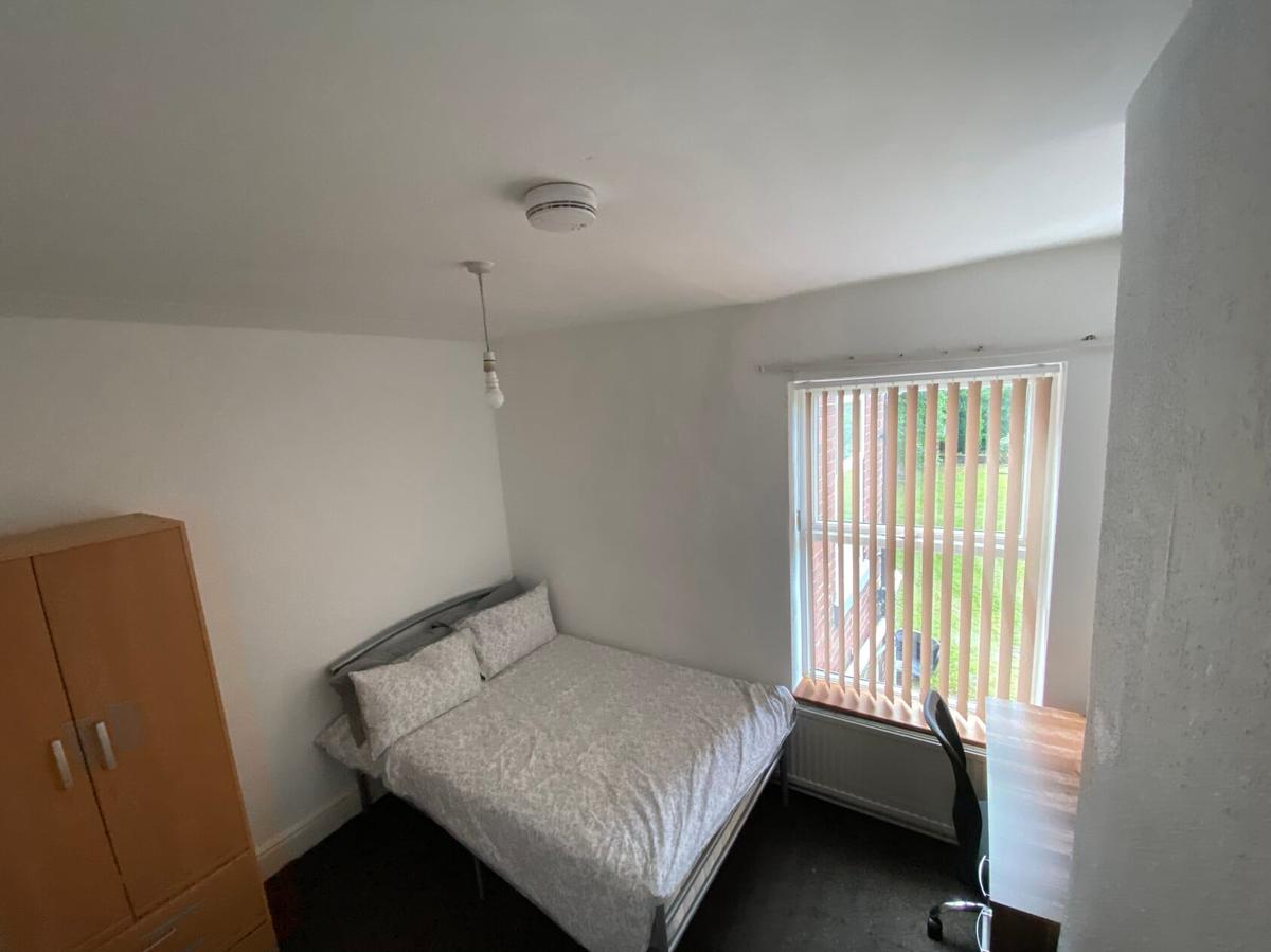 6 bedroom house for rent Compton Street, Sheffield, S6 5BP UniHomes