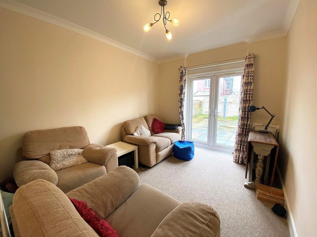 4 bedroom house for rent Walmer Road, Portsmouth, PO1 5AT UniHomes