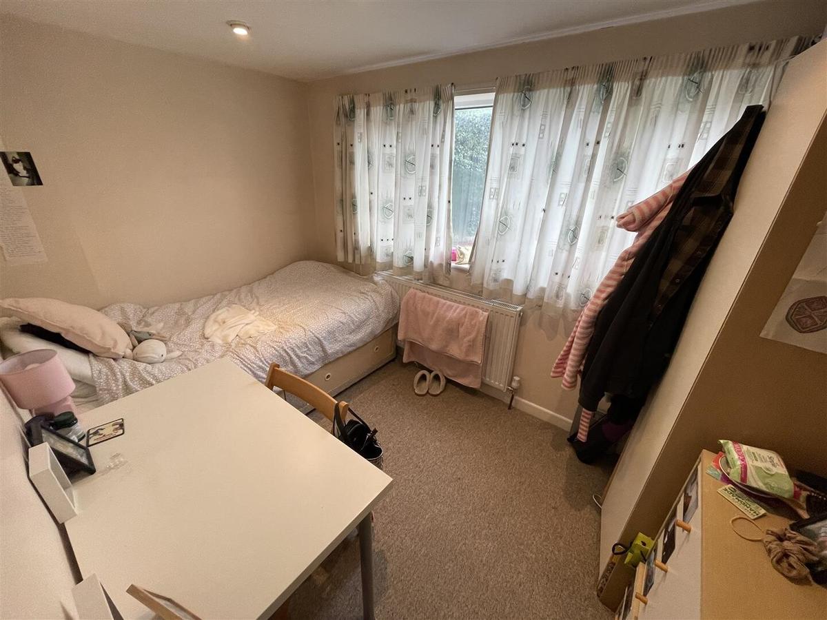 6 bedroom house for rent Ambleside Road, Bath, BA2 2LP UniHomes