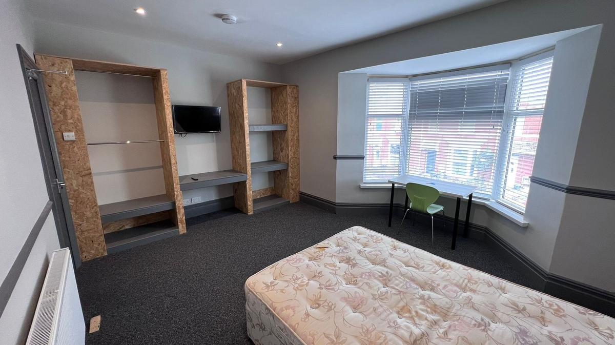 5 bedroom house for rent Alexandra Terrace, Swansea, SA2 0DX UniHomes