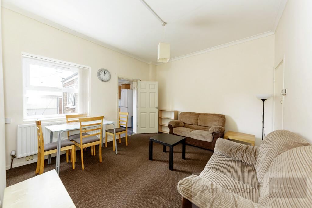 4 bedroom apartment on Kelvin Grove, Sandyford, Newcastle