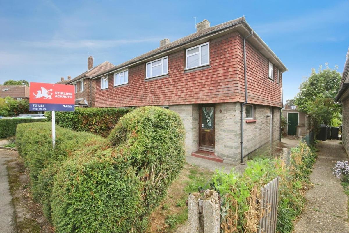 4 bedroom house on The Crescent, Egham, Surrey