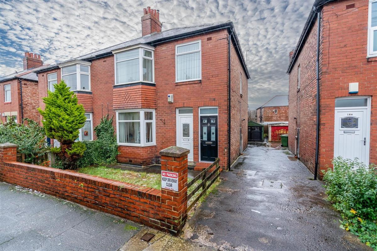 2 bedroom apartment for rent Rothbury Terrace, Newcastle, NE6 5DE