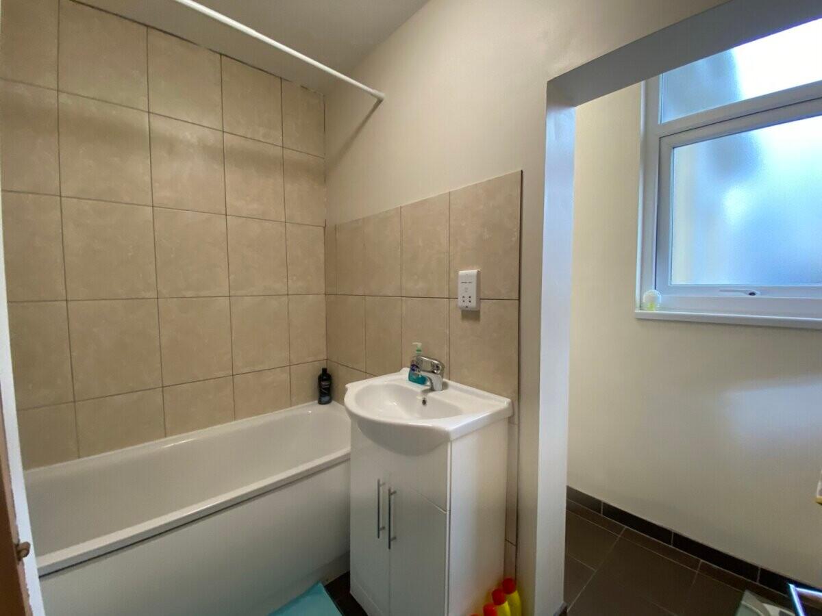 5 bedroom house for rent Lorne Road, Bath, BA2 3BY UniHomes