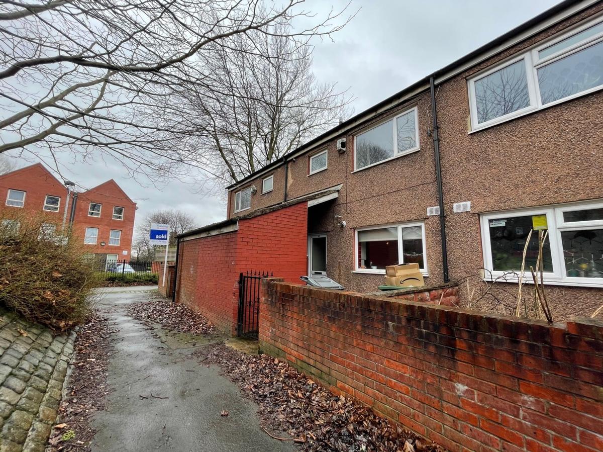 4 bedroom house for rent Kendal Close, Leeds, LS3 1NT UniHomes