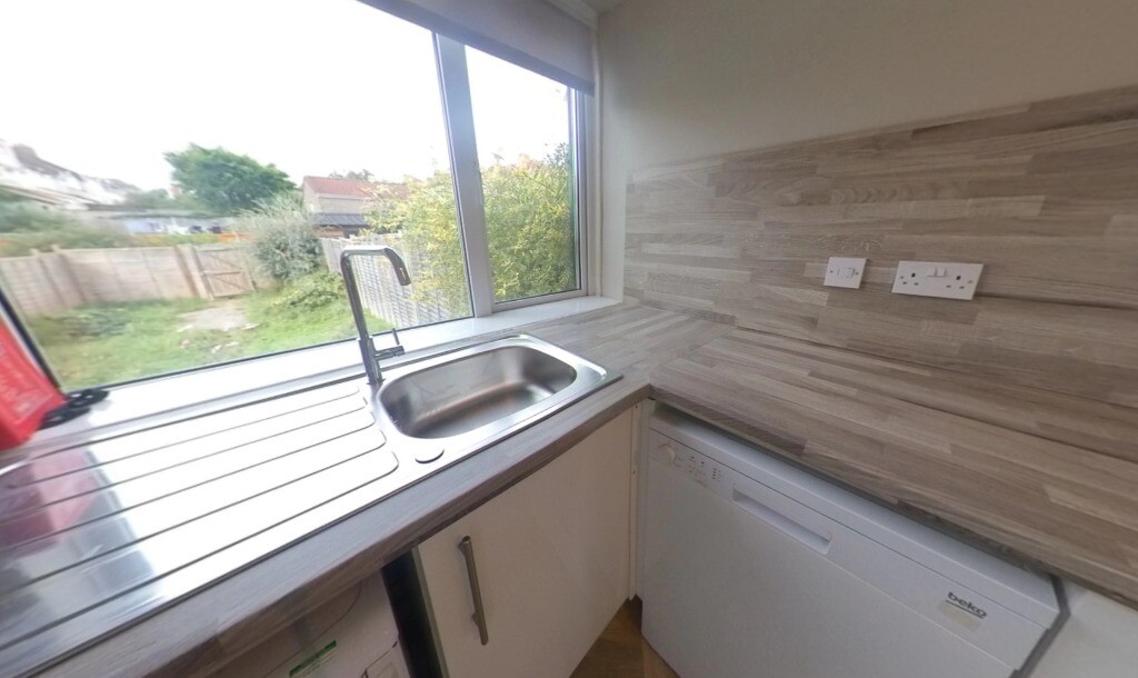 4 bedroom house for rent Keys Avenue Horfield, Bristol, BS7 0HG UniHomes