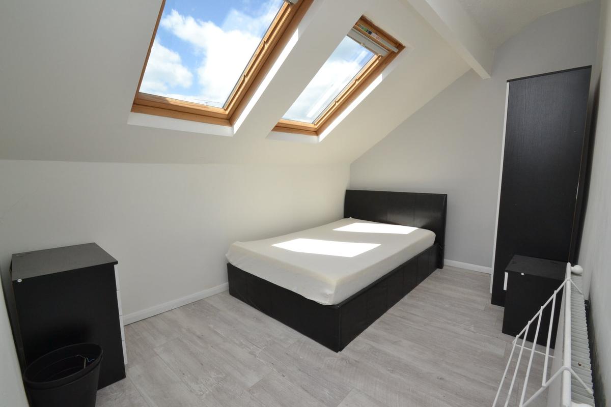 1 bedroom house for rent Crosby View, Leeds, LS11 9NB UniHomes