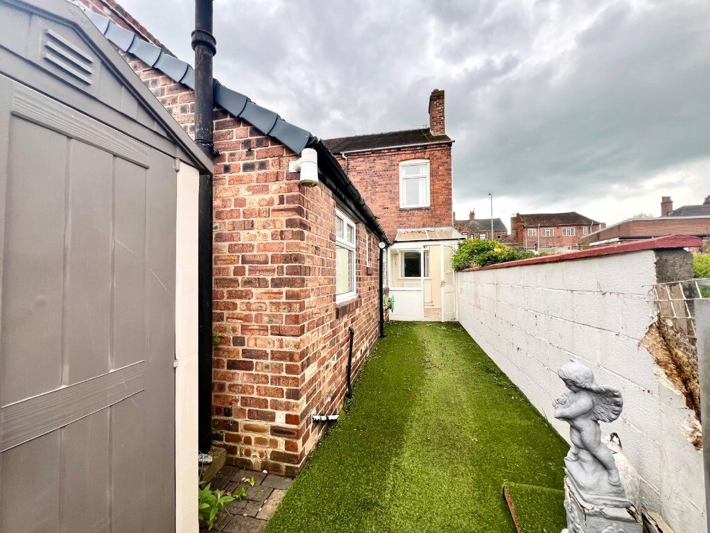 4 bedroom house for rent Street Keele, ST5 6JN UniHomes