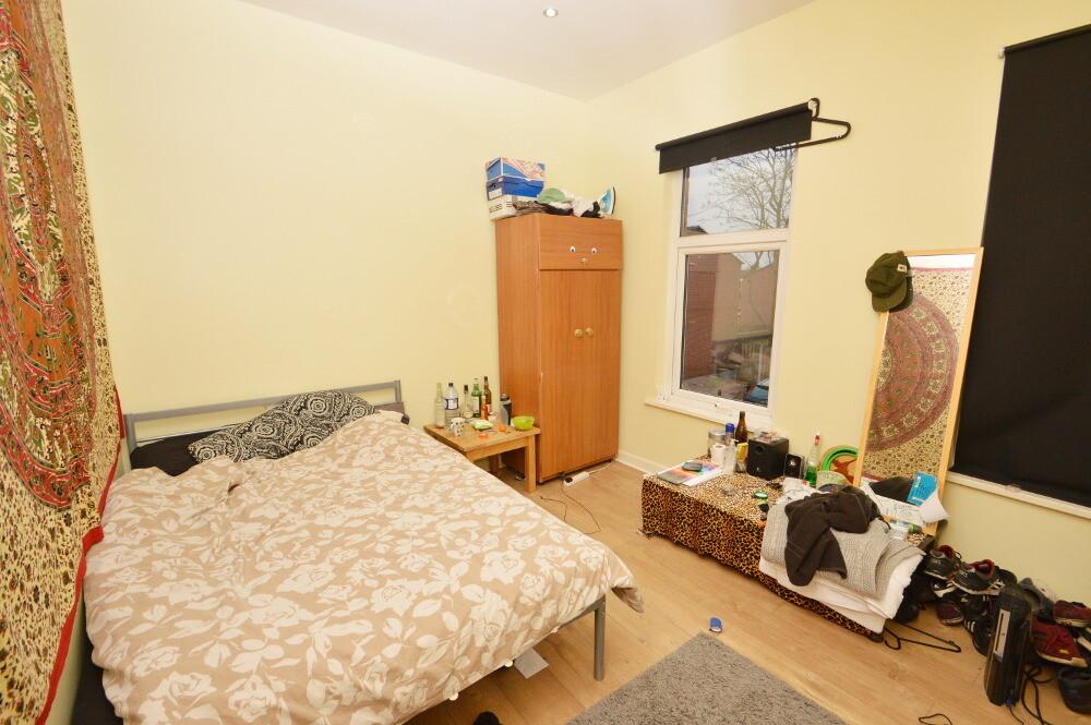 3 bedroom house for rent Viscount Street, Manchester, M14 5UH UniHomes