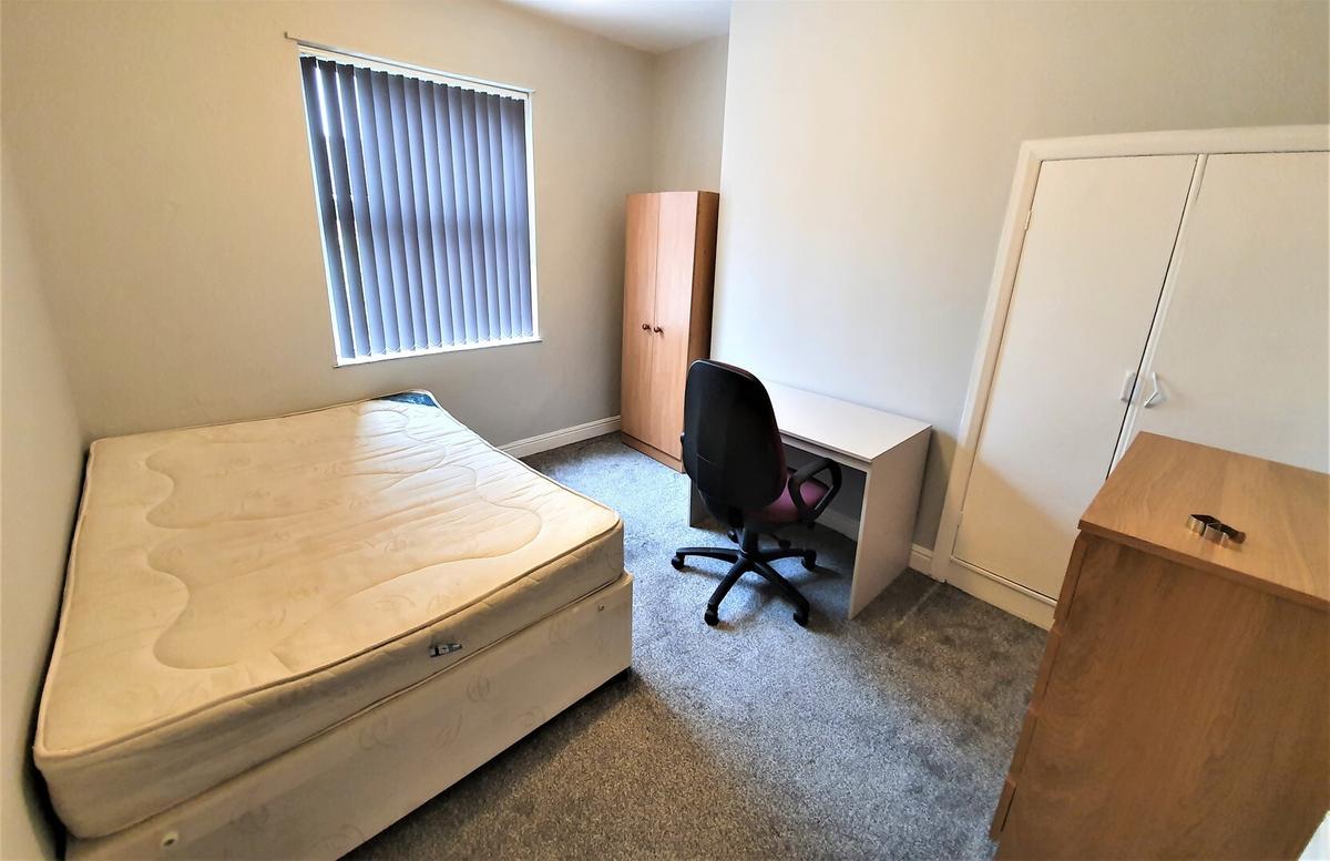 2 bedroom house for rent Raglan Street, Hull, HU5 2JN UniHomes