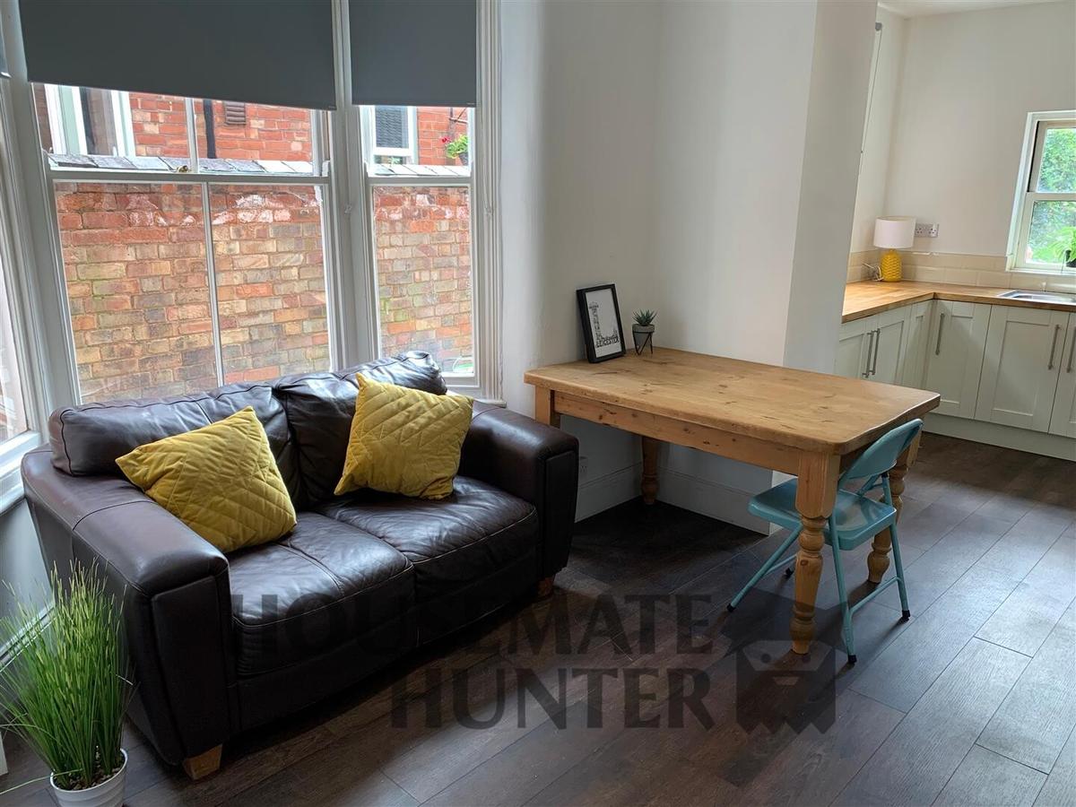 6 bedroom house for rent Daneshill Road, Leicester, LE3 6AL UniHomes