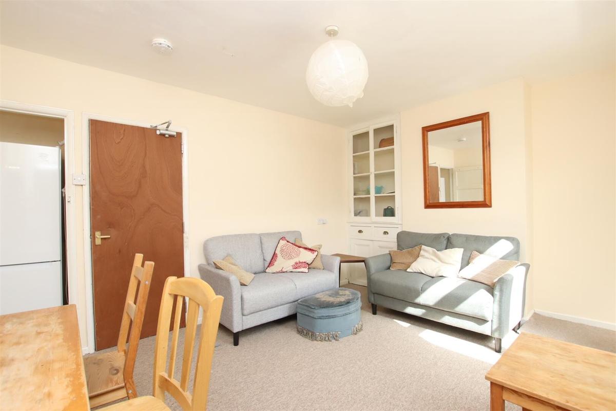 4 bedroom house for rent Lansdown View, Bath, BA2 1BG UniHomes
