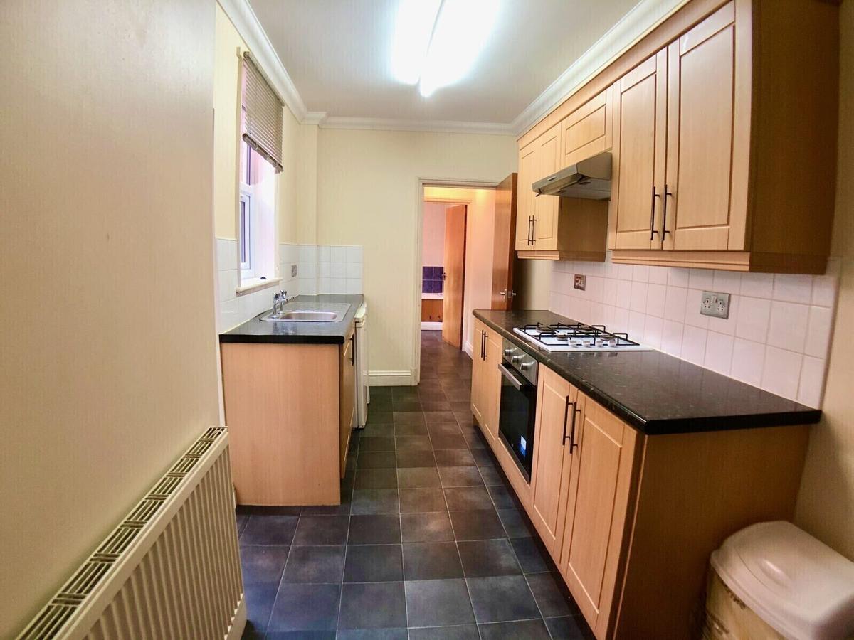 4 bedroom house for rent Knighton Fields Road East, Leicester, LE2 6DR