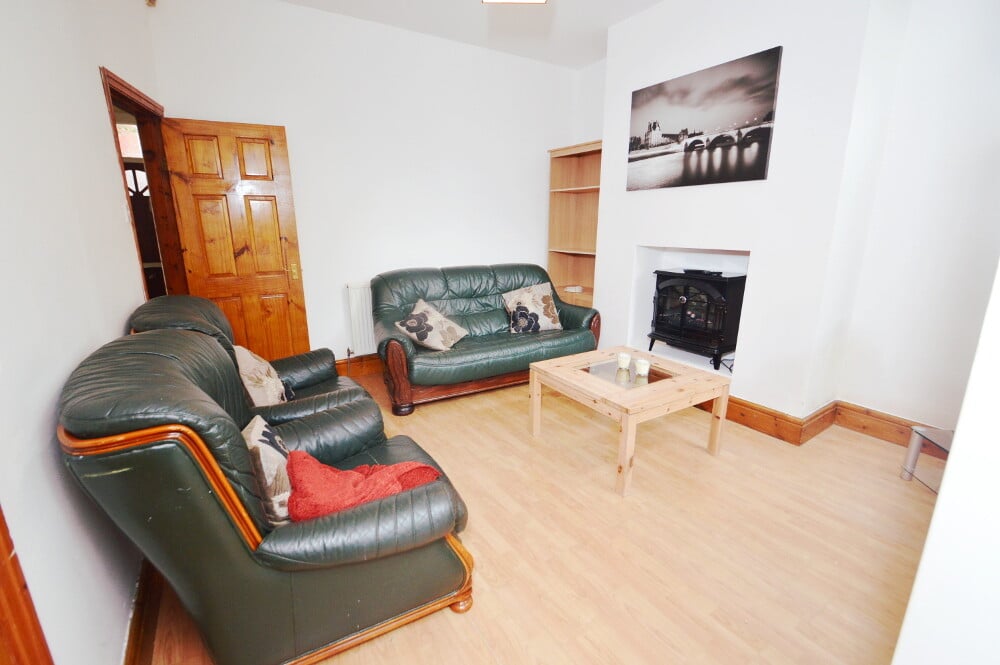 4 bedroom house for rent Filey Road, Manchester, M14 6GQ UniHomes