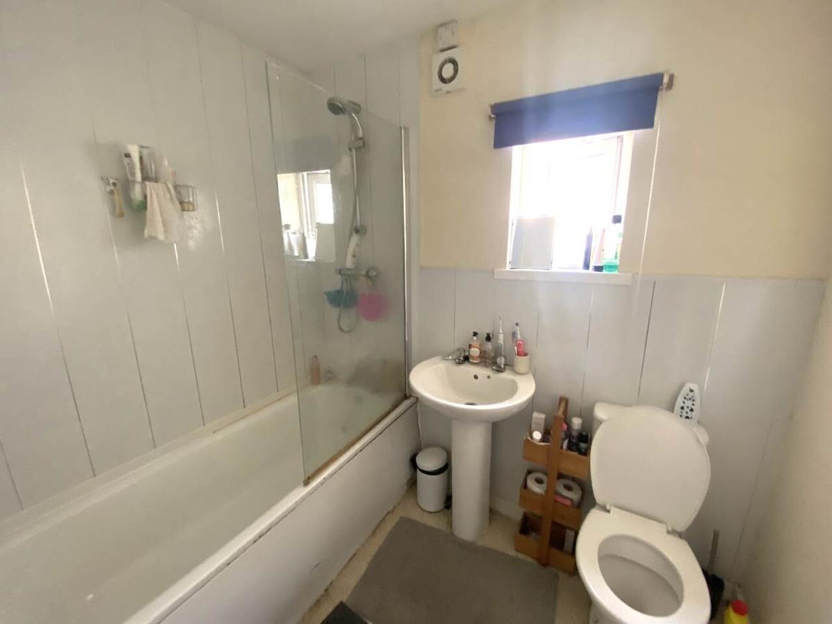 5 bedroom house for rent St Peters Street, Cardiff, CF24 3BA UniHomes