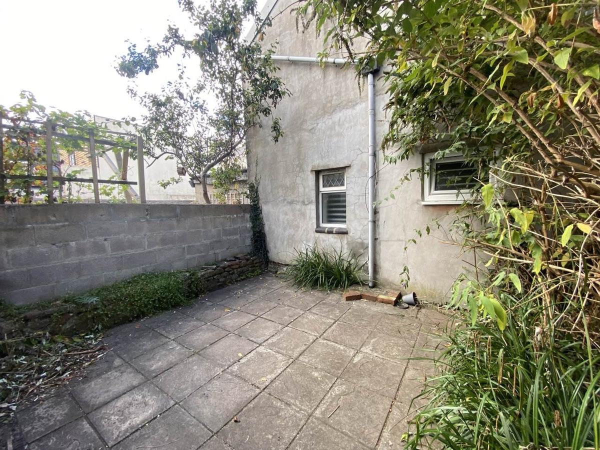 5 bedroom house for rent St Peters Street, Cardiff, CF24 3BA UniHomes