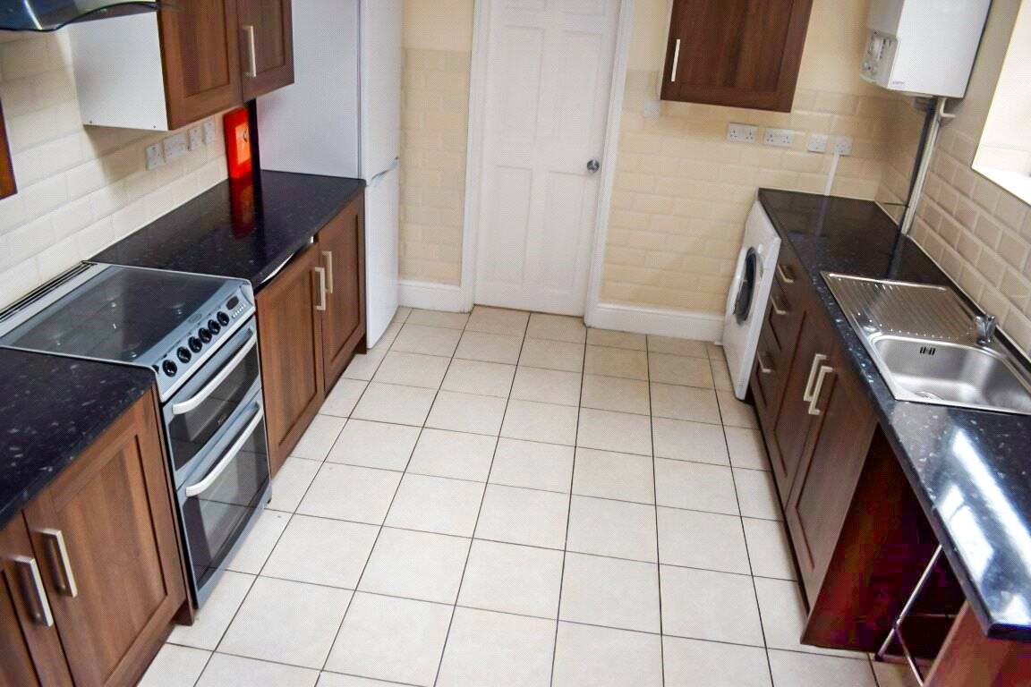 4-bedroom-house-for-rent-ladybarn-lane-manchester-m14-6ng-unihomes